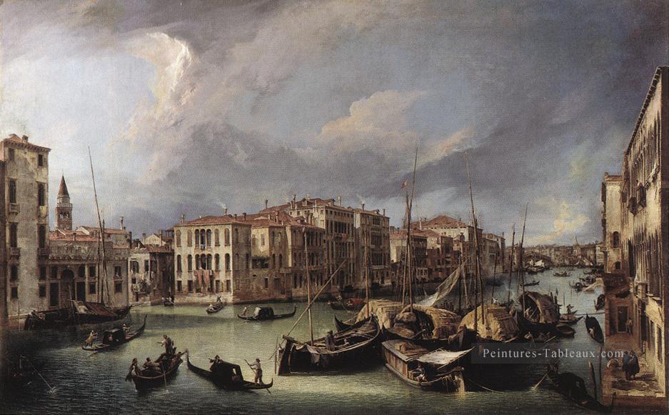 Le Grand Canal avec le pont du Rialto en arrière plan Canaletto Peintures à l'huile